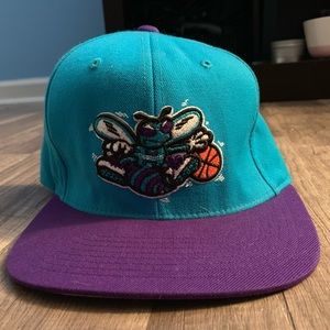 Hornets hat